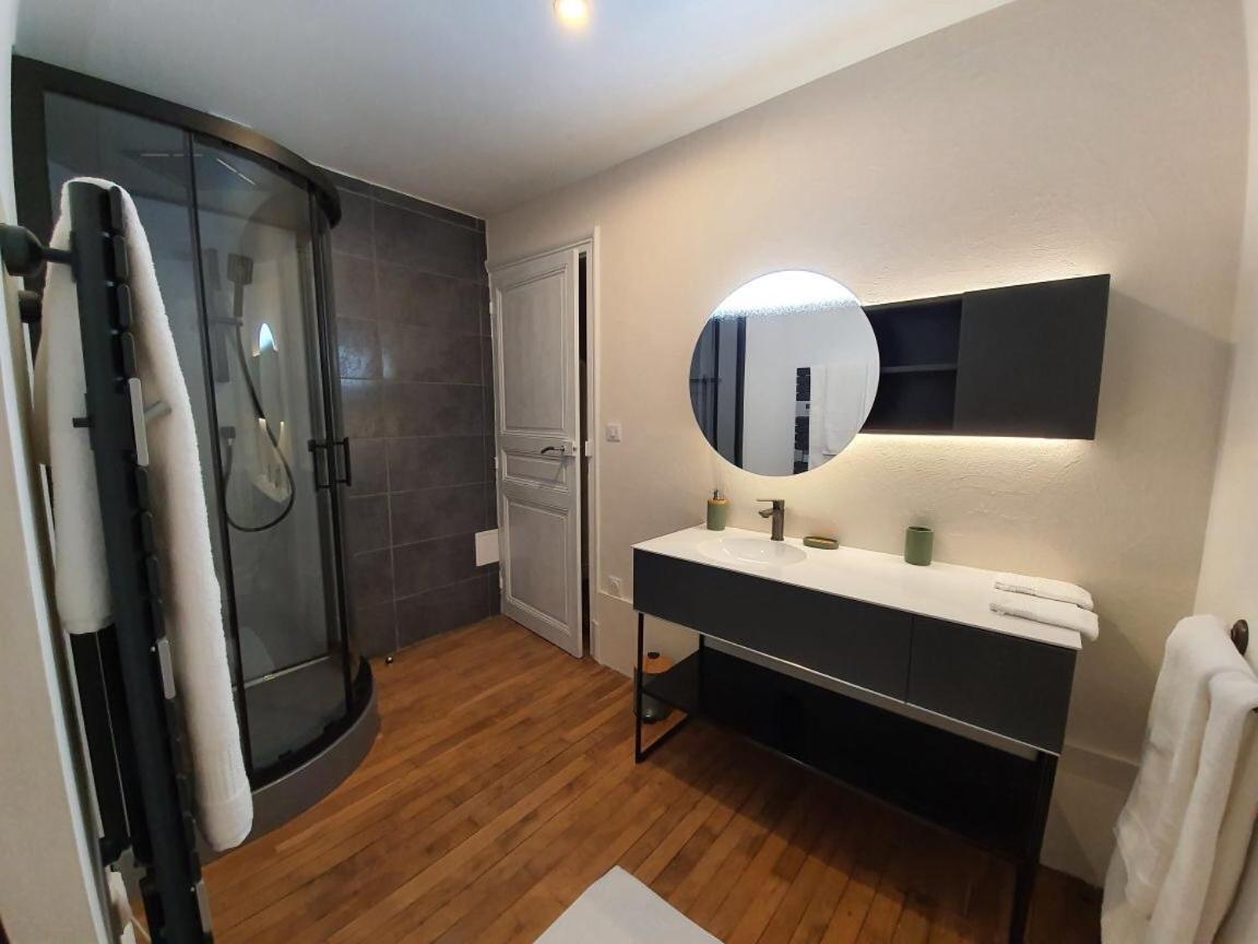 Chambre Romantique Dans Le Chateau De La Bouchatte Chazemais Экстерьер фото